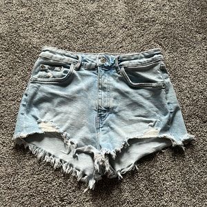 Zara Women’s Light Wash Jean shorts | High Waist | Size USA 8 | Like New